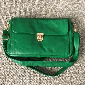 Jeanne Lottie green fold over should bag